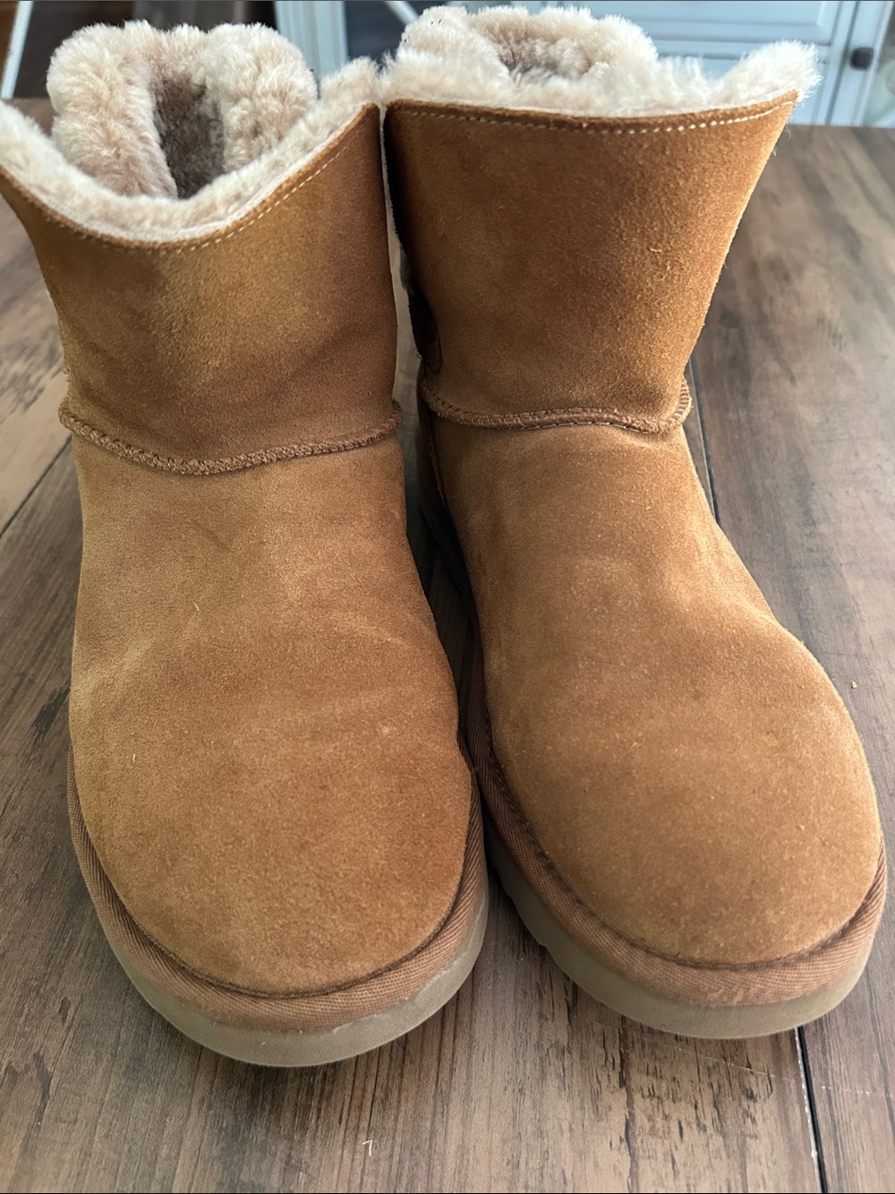 UGG Australia Adria Chestnut Boots 8